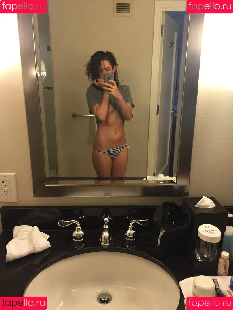 Kristen Stewart Onlyfans Photo Gallery 