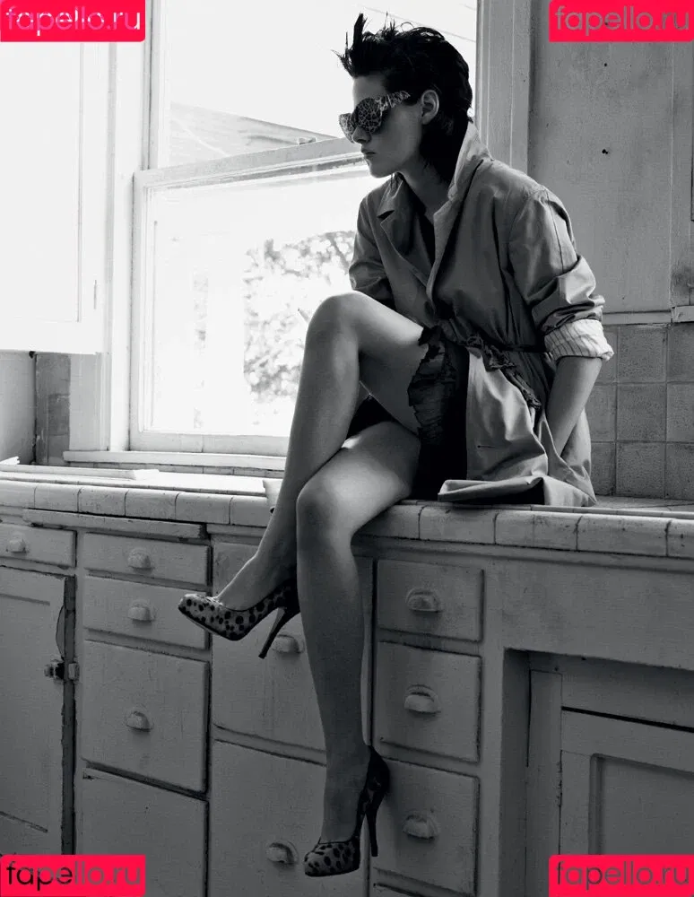 Kristen Stewart Onlyfans Photo Gallery 