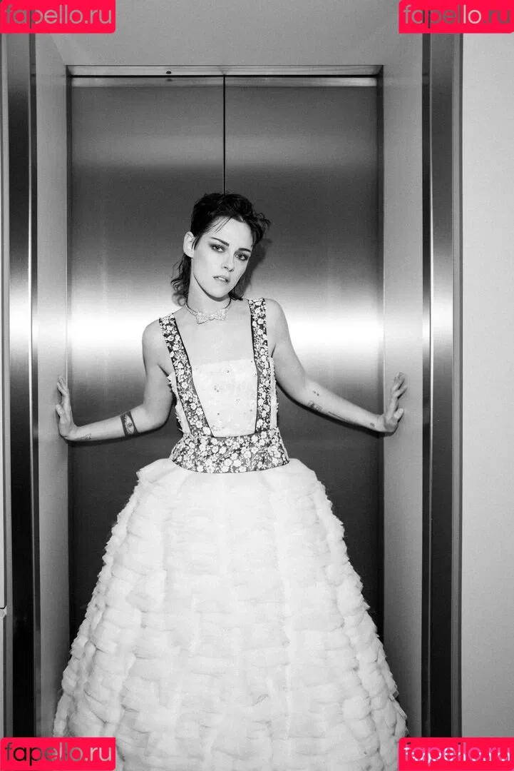 Kristen Stewart Onlyfans Photo Gallery 