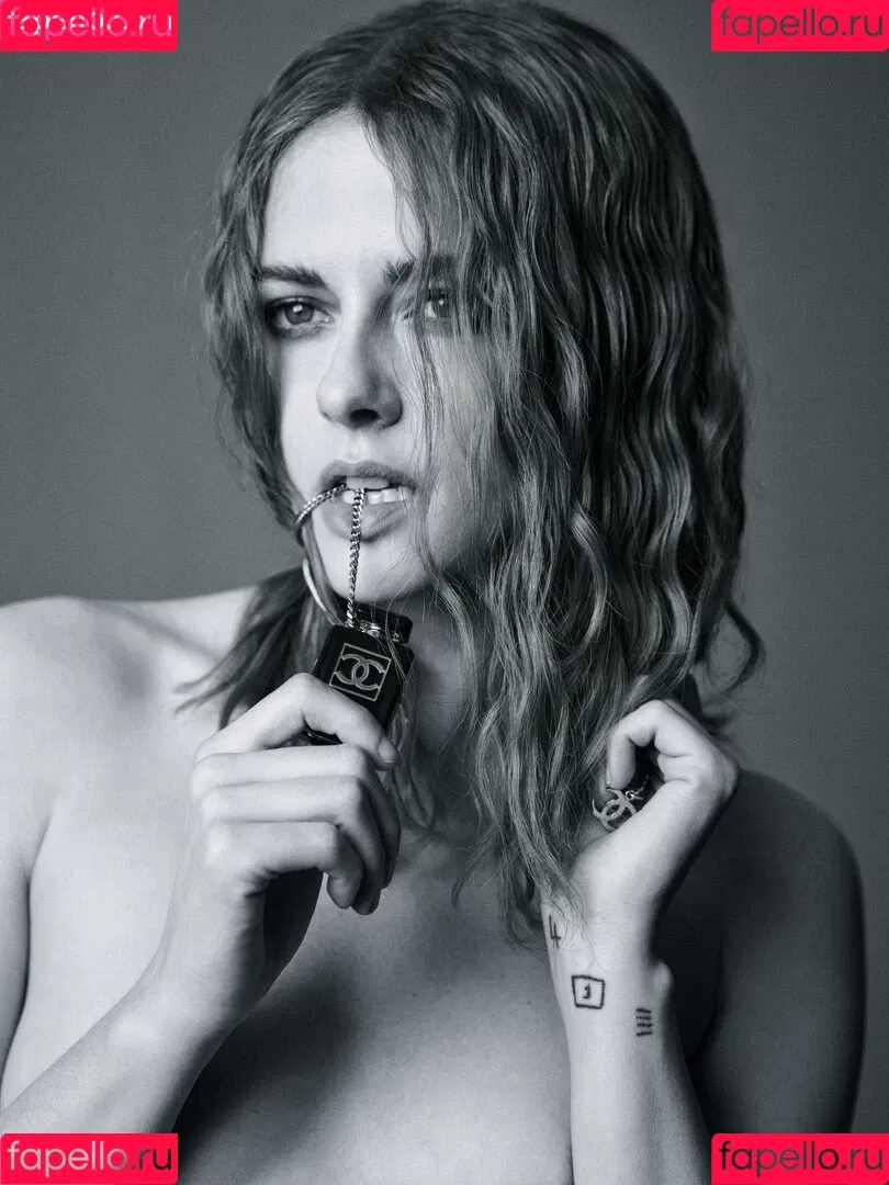 Kristen Stewart Onlyfans Photo Gallery 