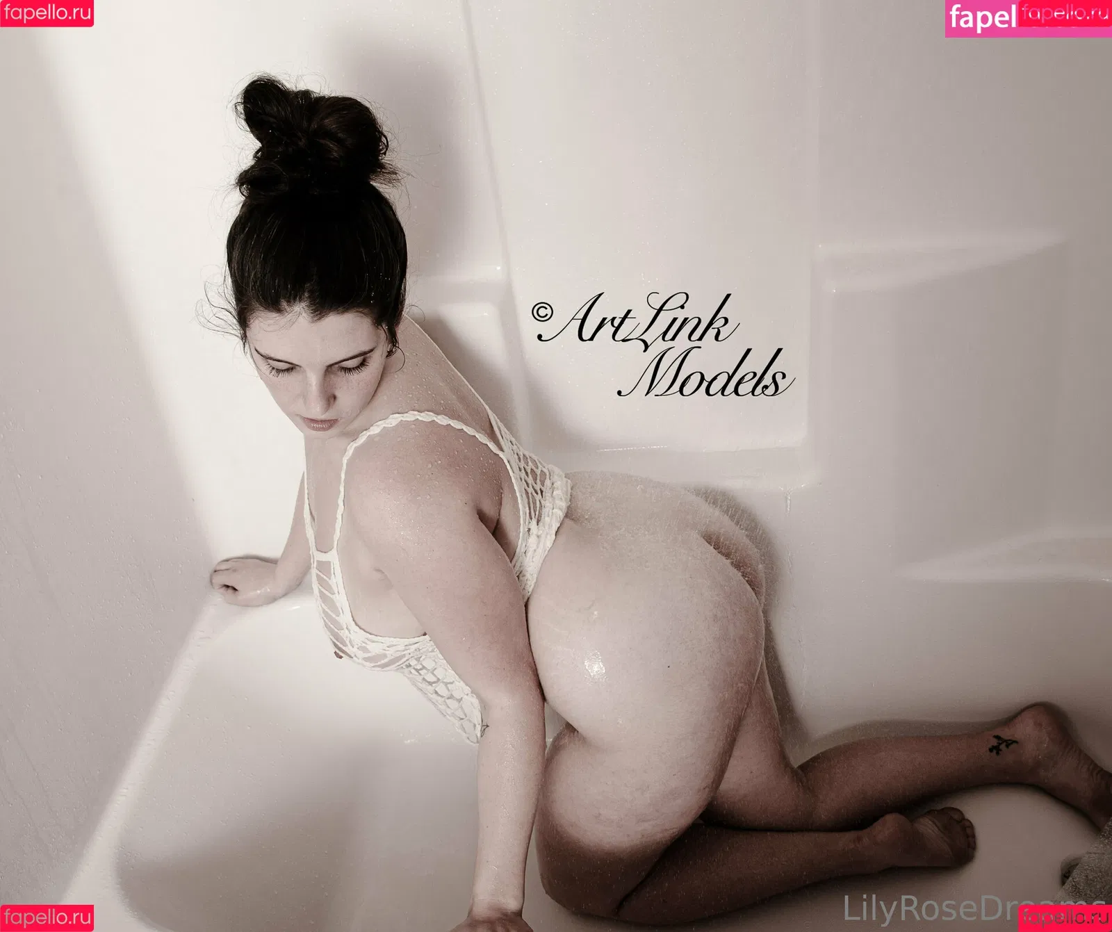 lilyrose71 Onlyfans Photo Gallery 