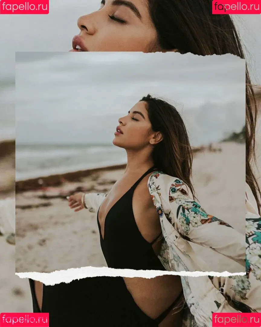Cinthya Carmona Onlyfans Photo Gallery 