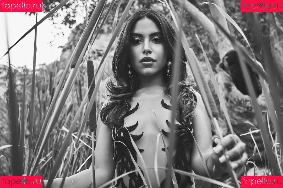 Cinthya Carmona Onlyfans Photo Gallery 