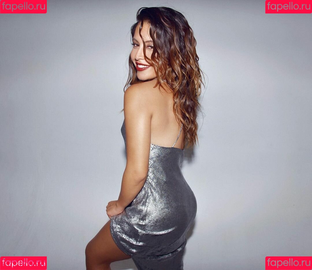 Cinthya Carmona Onlyfans Photo Gallery 