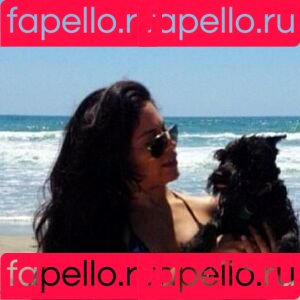 Cinthya Carmona Onlyfans Photo Gallery 