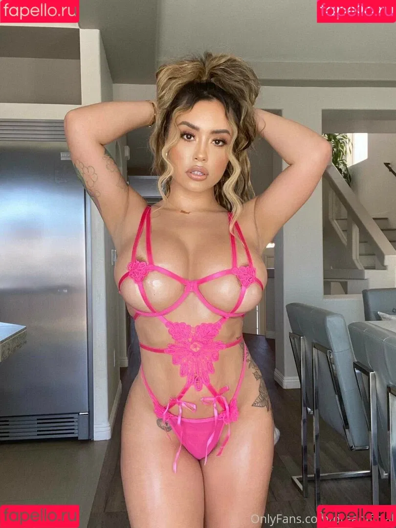dreaofficial Onlyfans Photo Gallery 