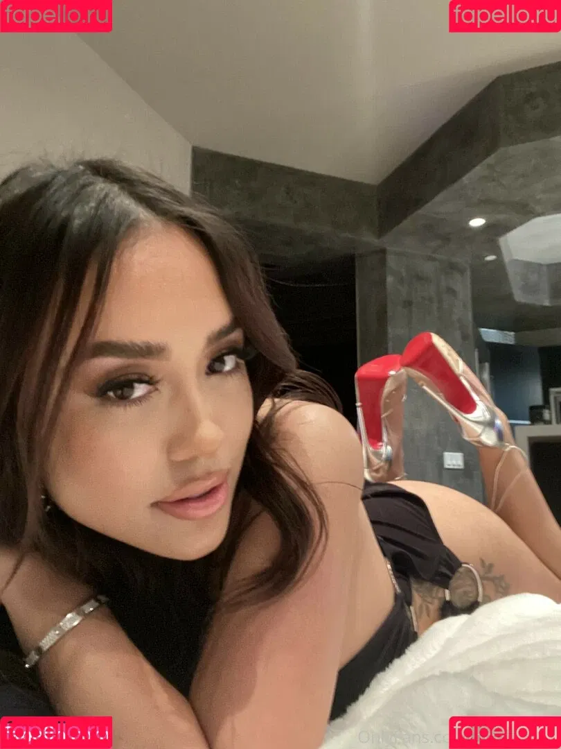 dreaofficial Onlyfans Photo Gallery 