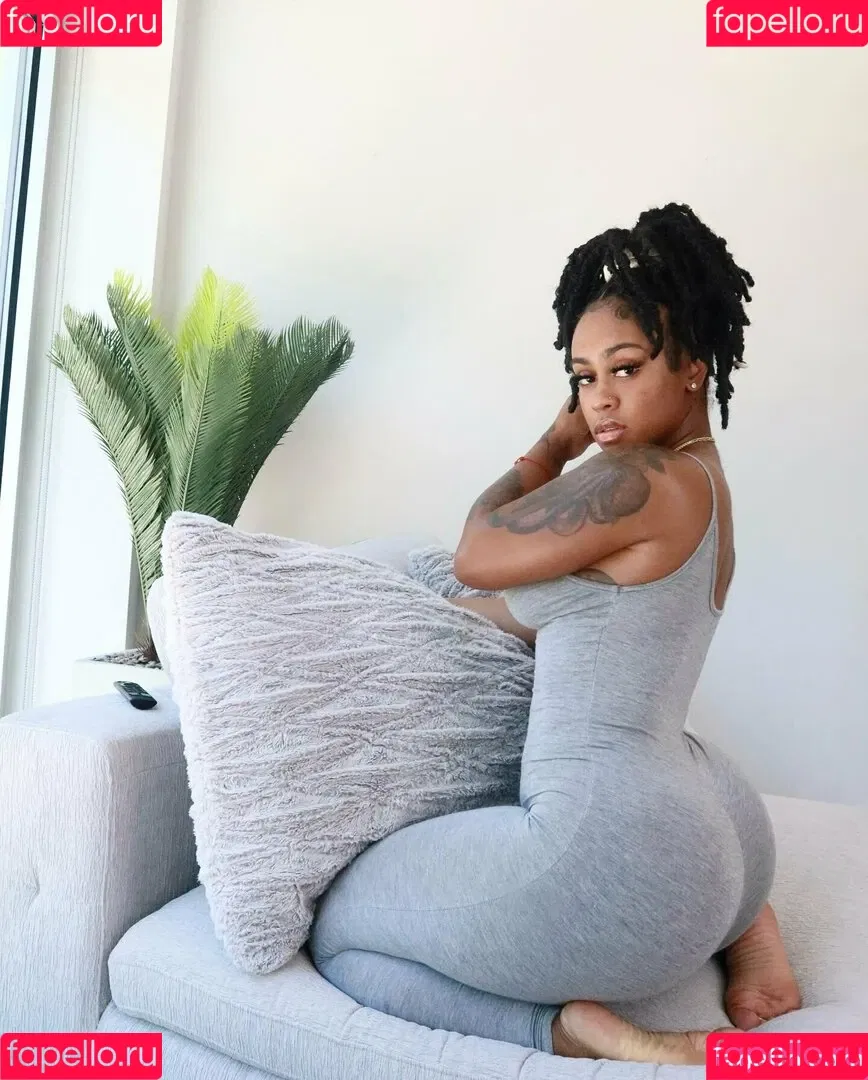 therealbombshell_mint Onlyfans Photo Gallery 