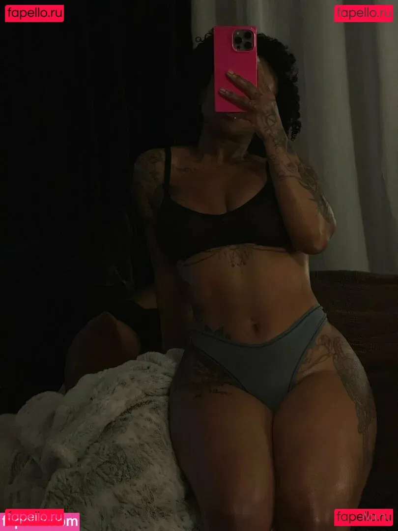 therealbombshell_mint Onlyfans Photo Gallery 