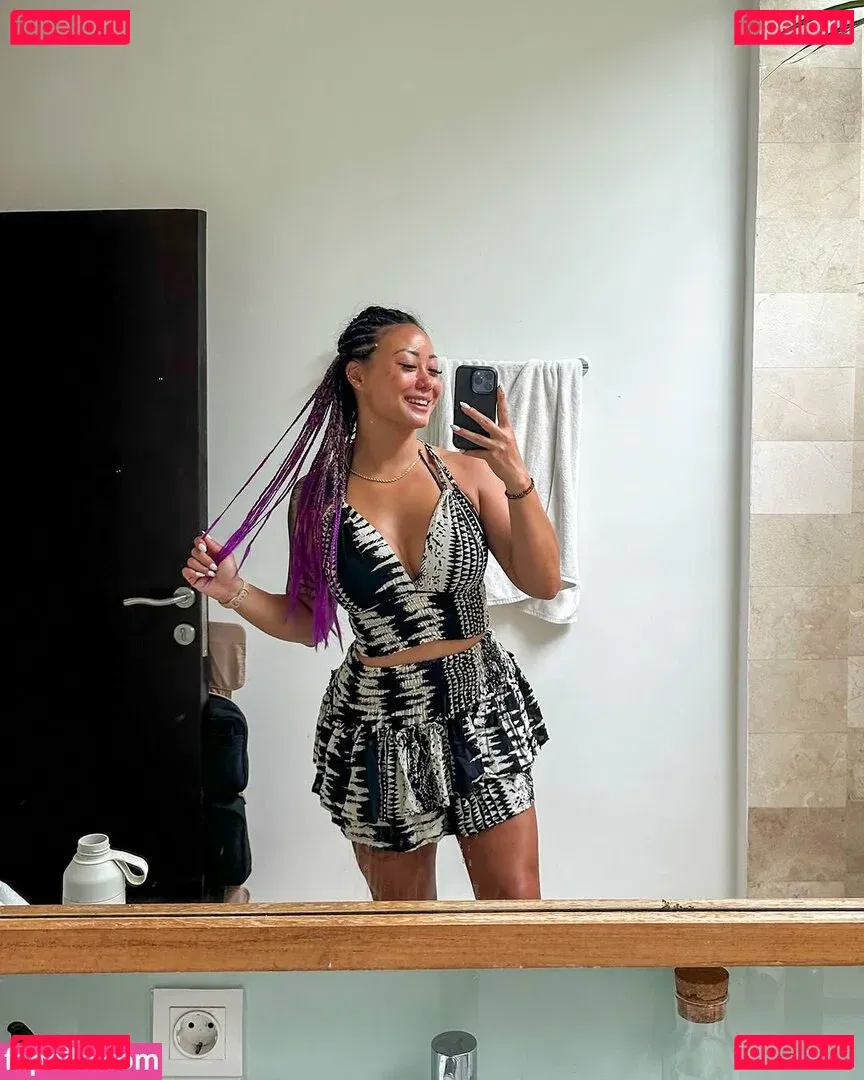 Cynthia Leu Onlyfans Photo Gallery 