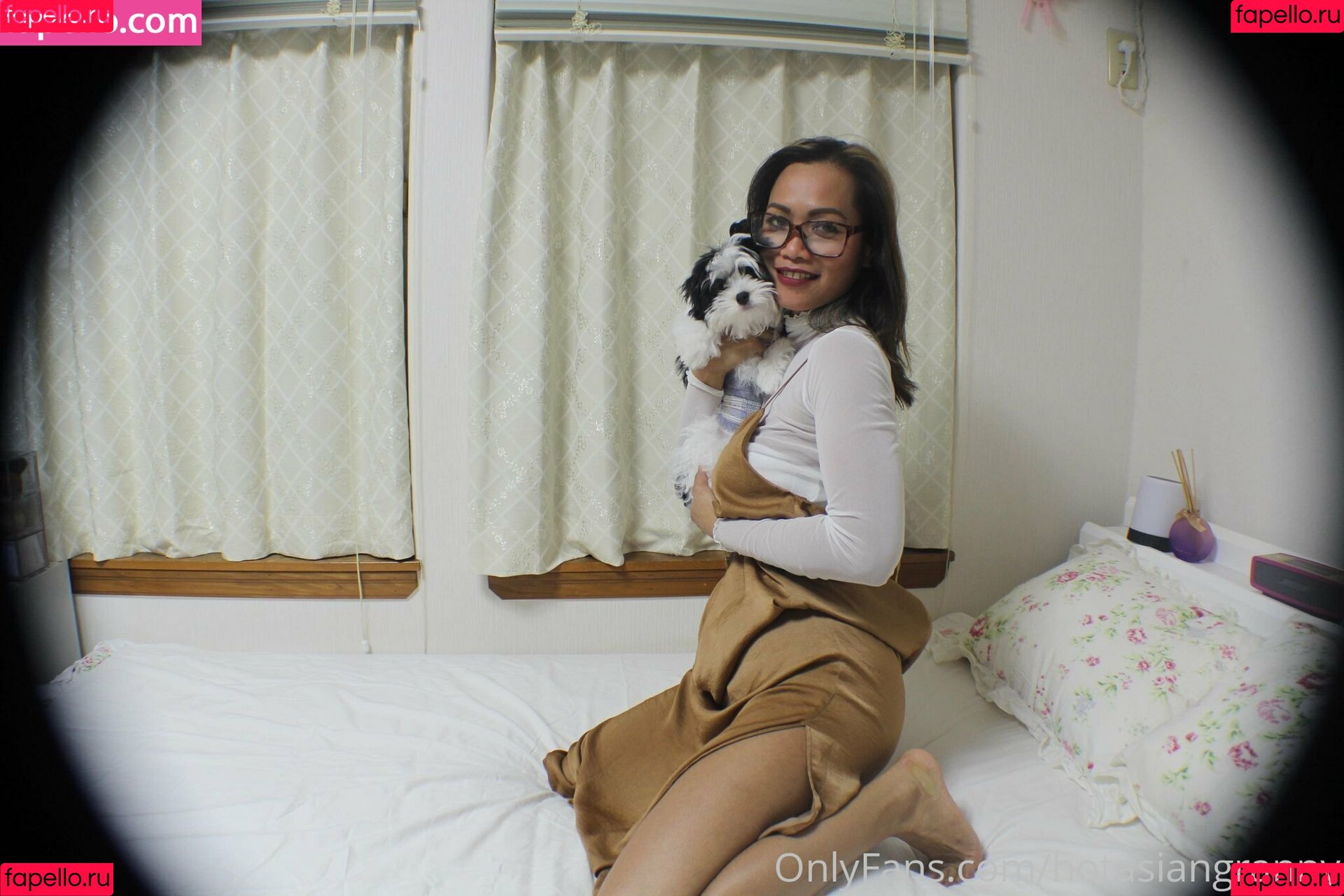 hotasiangranny Onlyfans Photo Gallery 