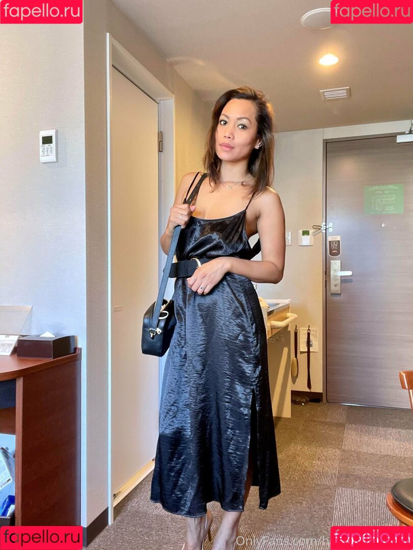 hotasiangranny Onlyfans Photo Gallery 