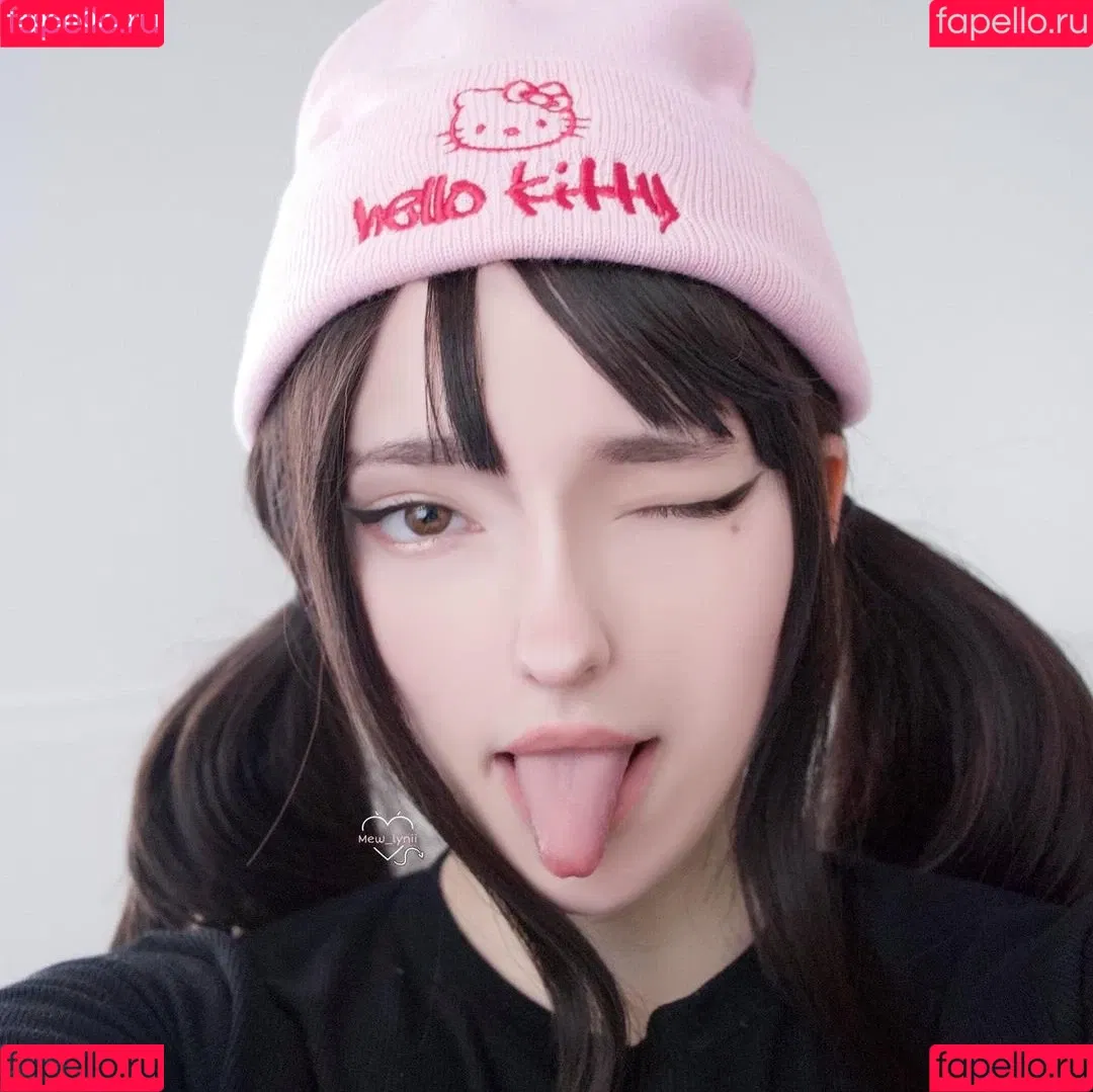 Mew_lyni Onlyfans Photo Gallery 