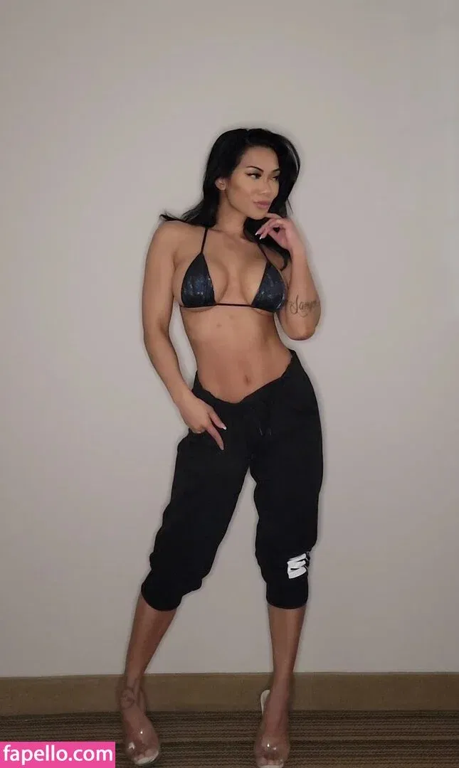 moonmomma369 Onlyfans Photo Gallery 