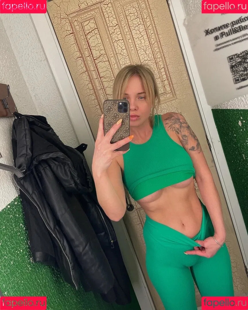 Lyubov Tomskaya Onlyfans Photo Gallery 