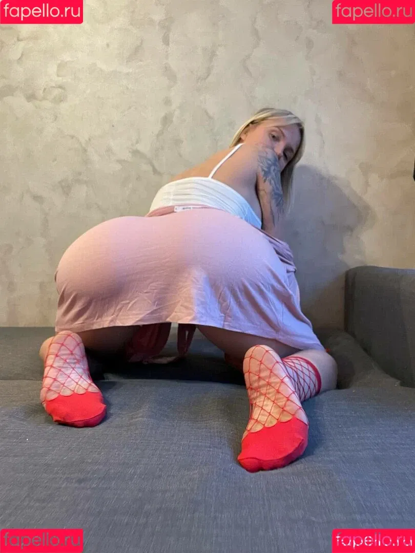Lyubov Tomskaya Onlyfans Photo Gallery 