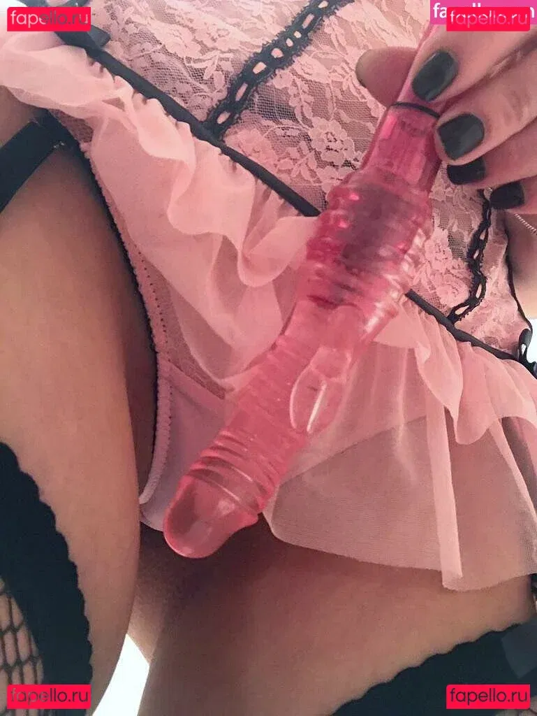 Lyubov Tomskaya Onlyfans Photo Gallery 