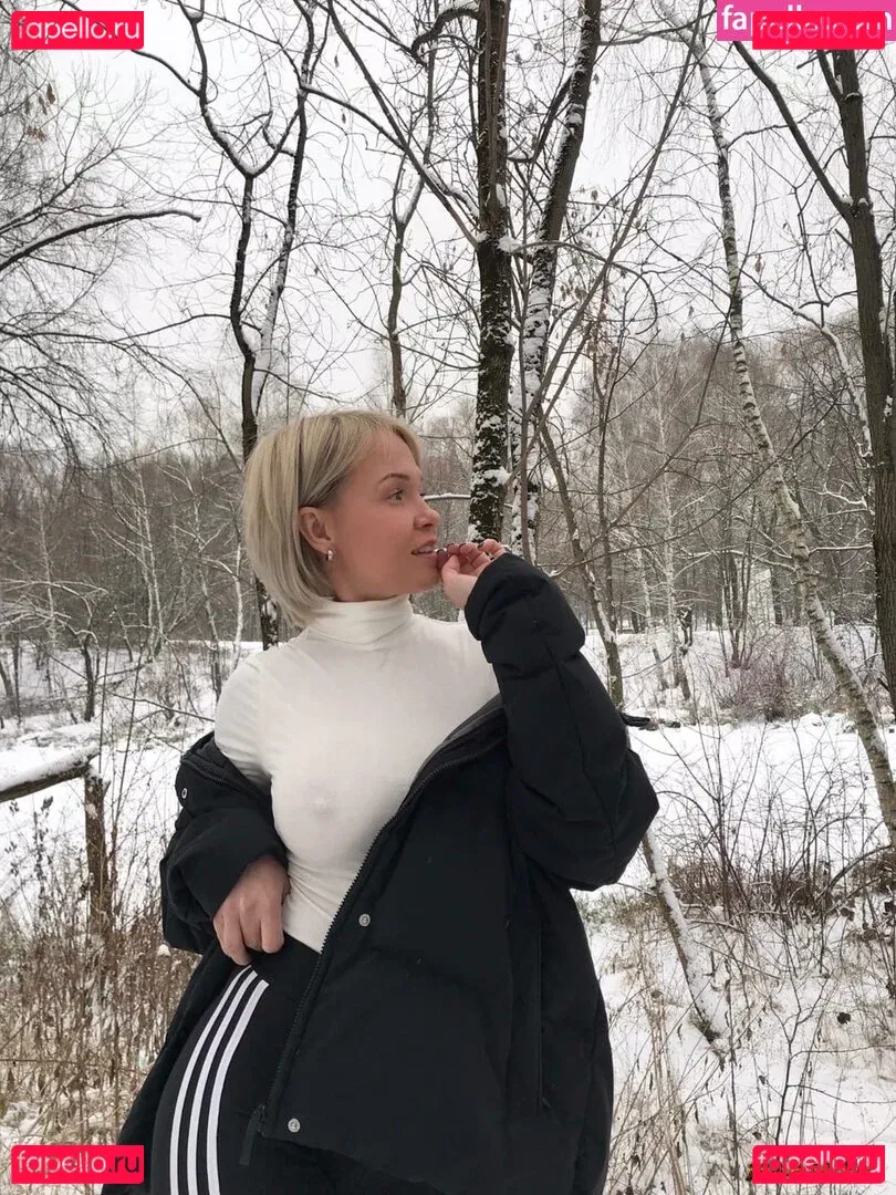 Lyubov Tomskaya Onlyfans Photo Gallery 