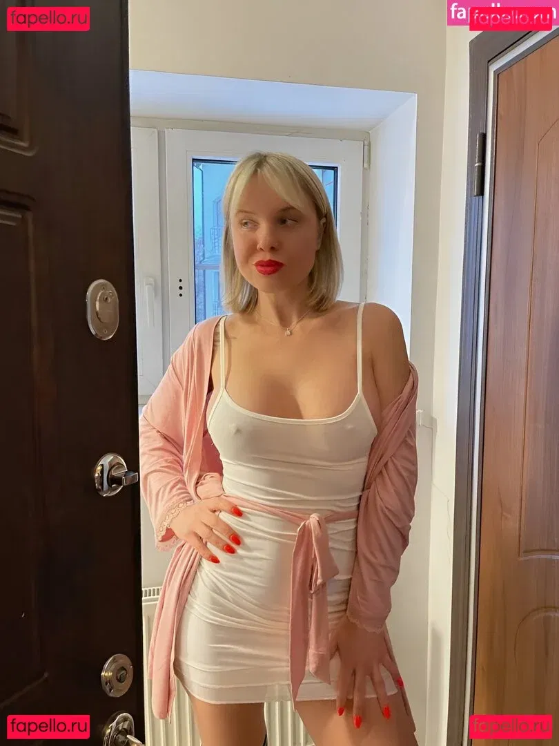 Lyubov Tomskaya Onlyfans Photo Gallery 