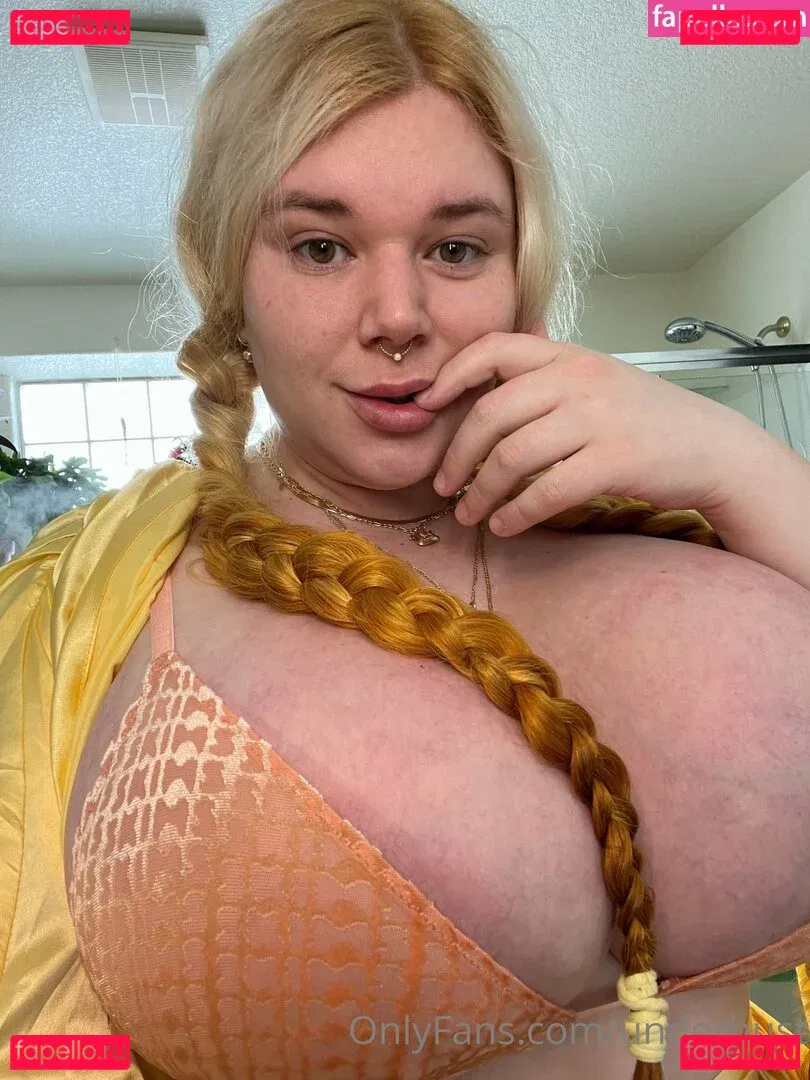 Penny Brown Onlyfans Photo Gallery 