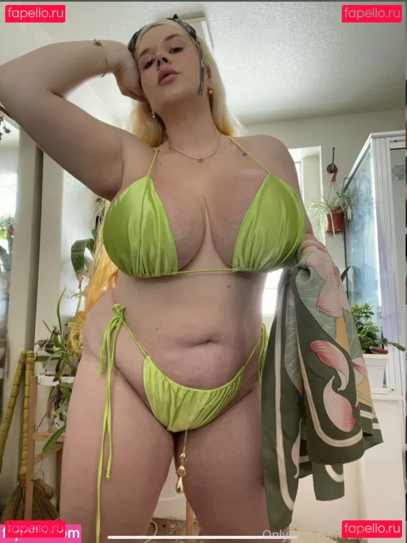 Penny Brown Onlyfans Photo Gallery 