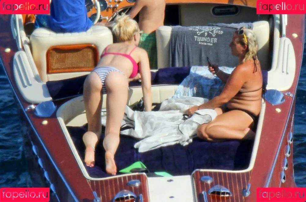 Gwen Stefani Onlyfans Photo Gallery 