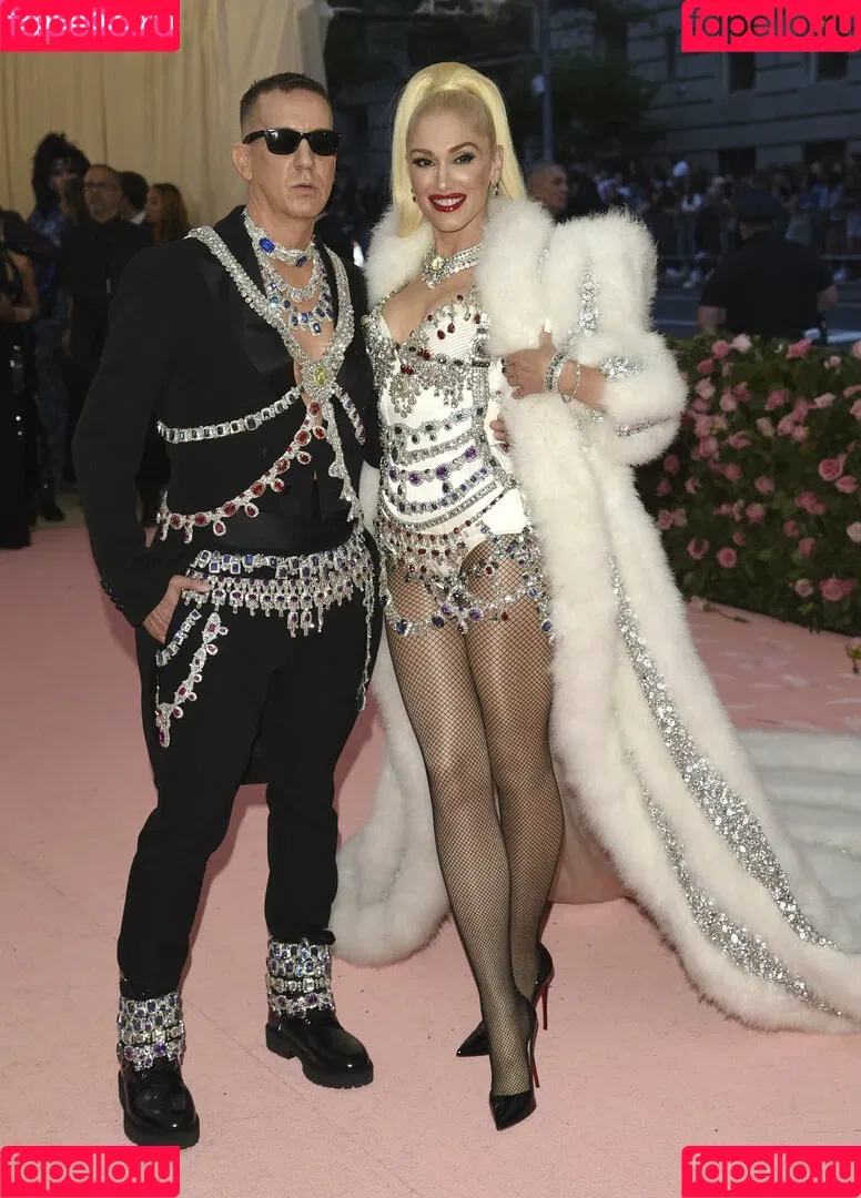 Gwen Stefani Onlyfans Photo Gallery 