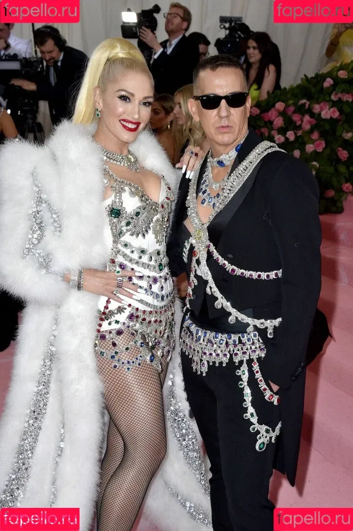 Gwen Stefani Onlyfans Photo Gallery 