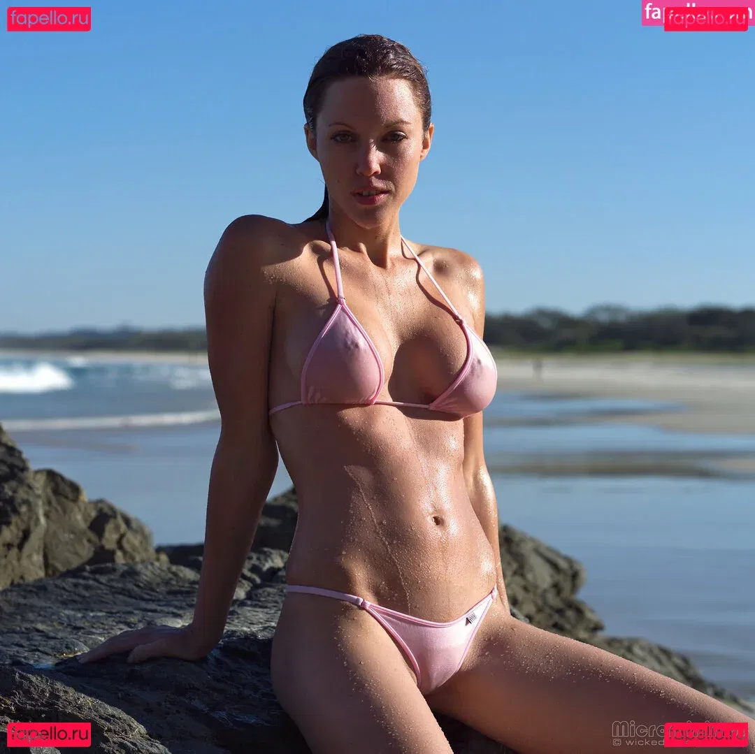 Microminimus Onlyfans Photo Gallery 