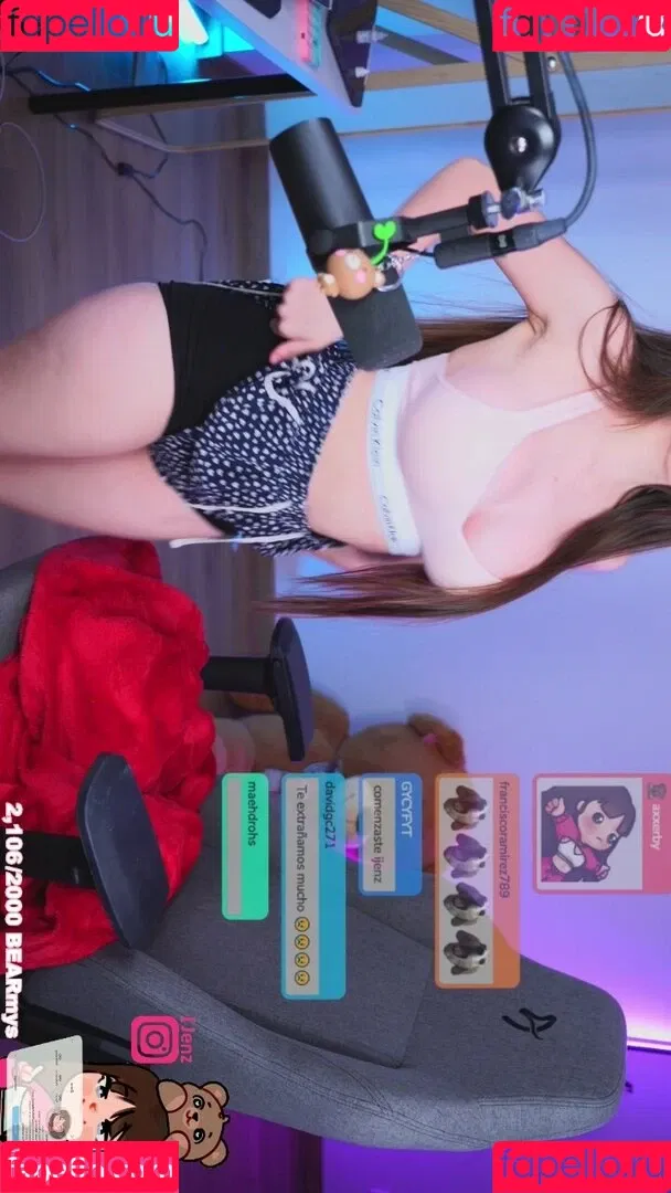 IJenz Onlyfans Photo Gallery 