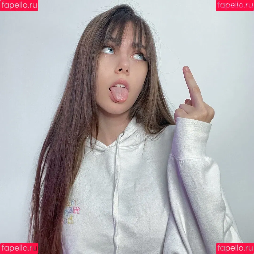 IJenz Onlyfans Photo Gallery 