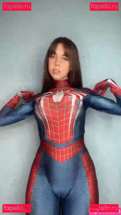 IJenz Onlyfans Photo Gallery 