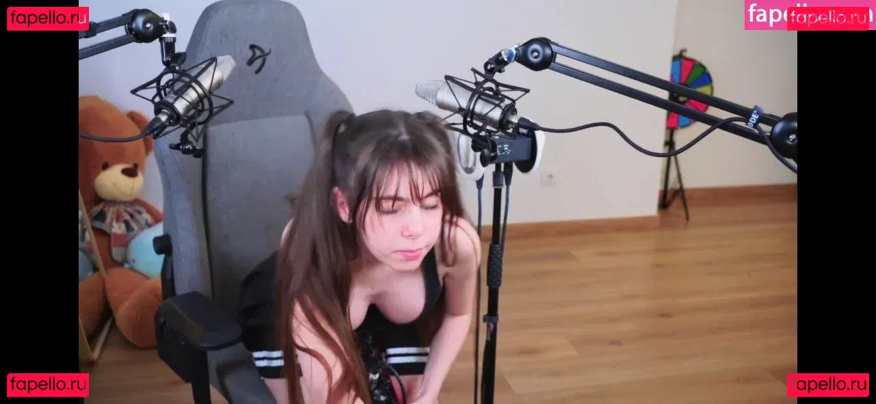 IJenz Onlyfans Photo Gallery 