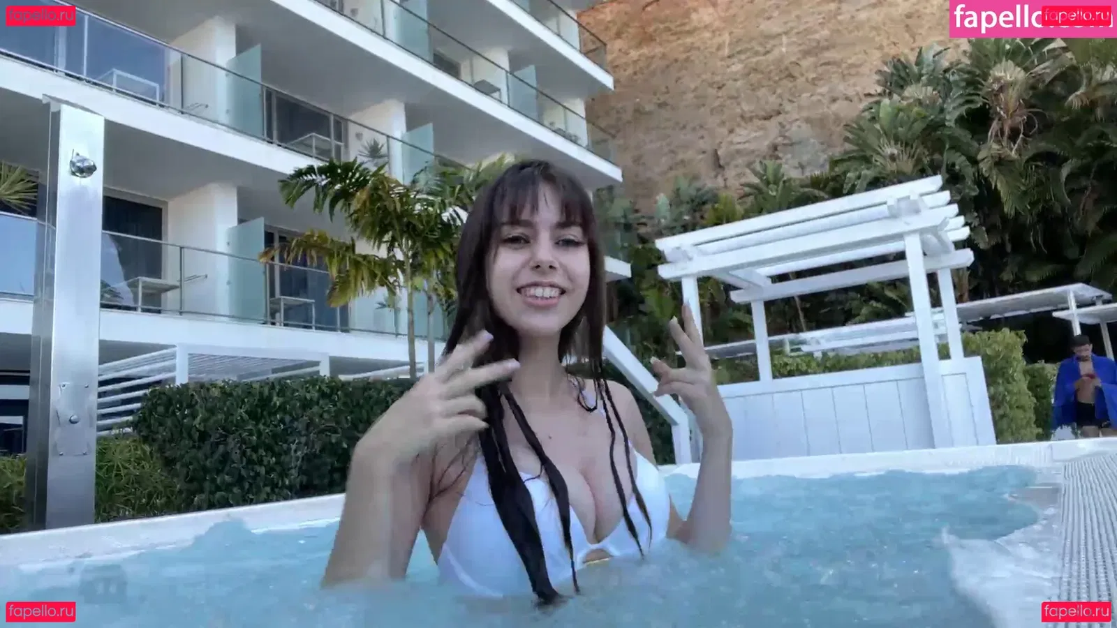 IJenz Onlyfans Photo Gallery 