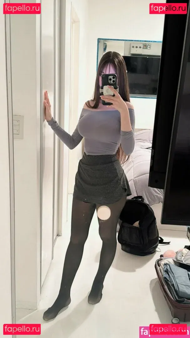 IJenz Onlyfans Photo Gallery 