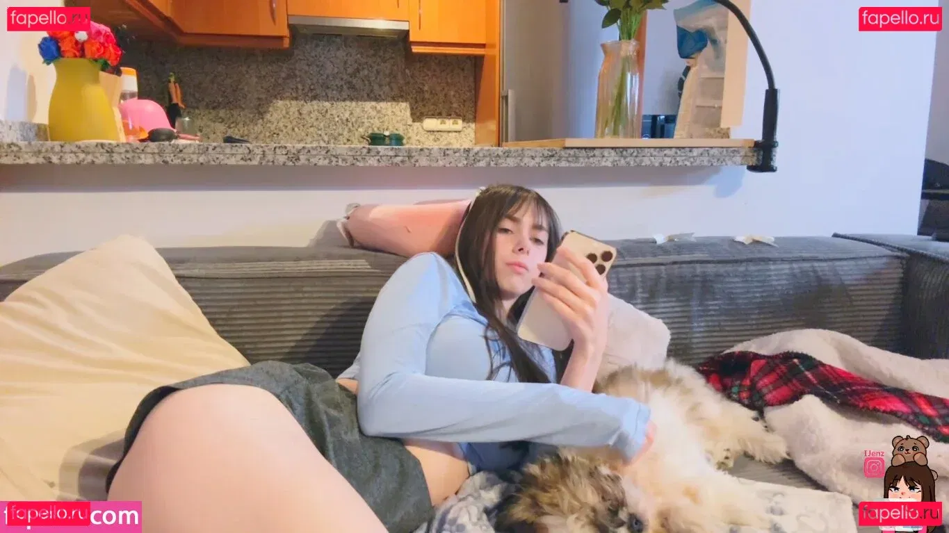 IJenz Onlyfans Photo Gallery 