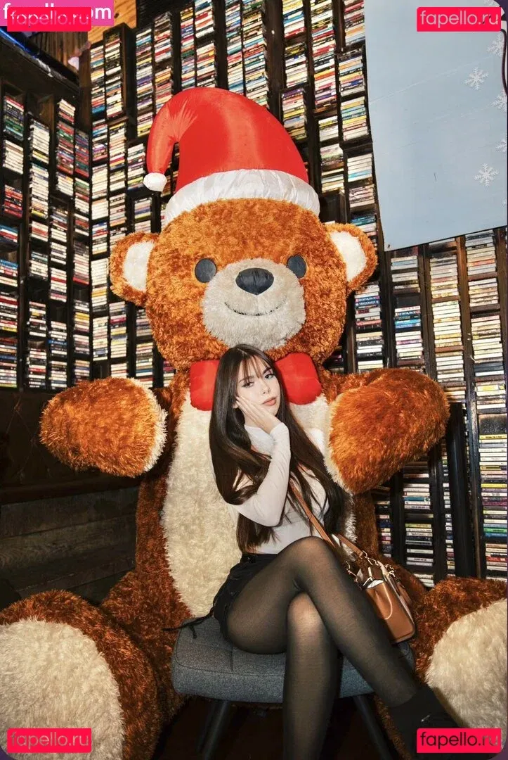 IJenz Onlyfans Photo Gallery 