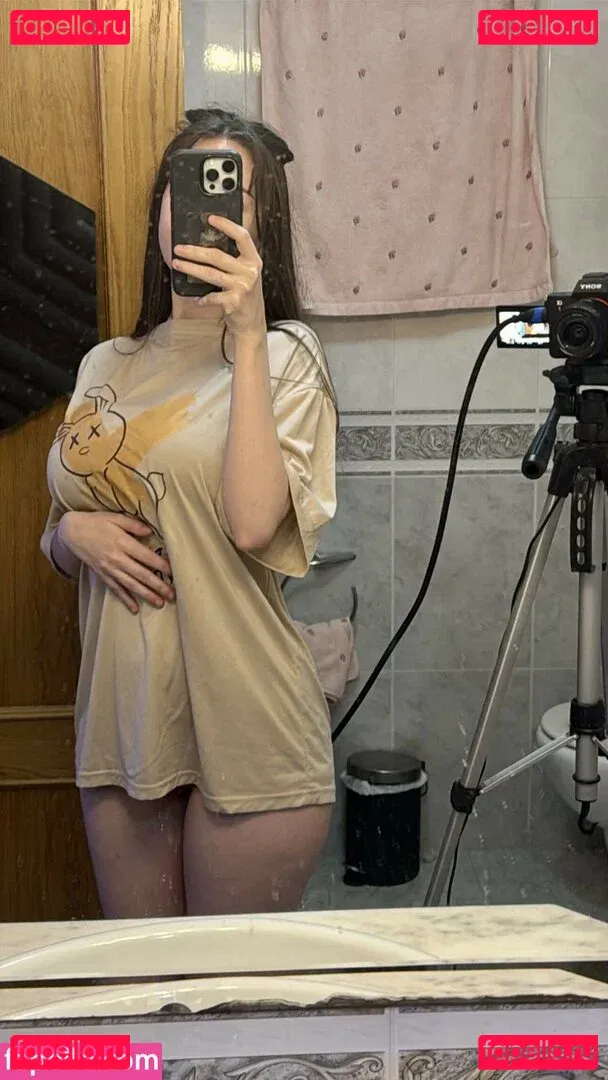 IJenz Onlyfans Photo Gallery 