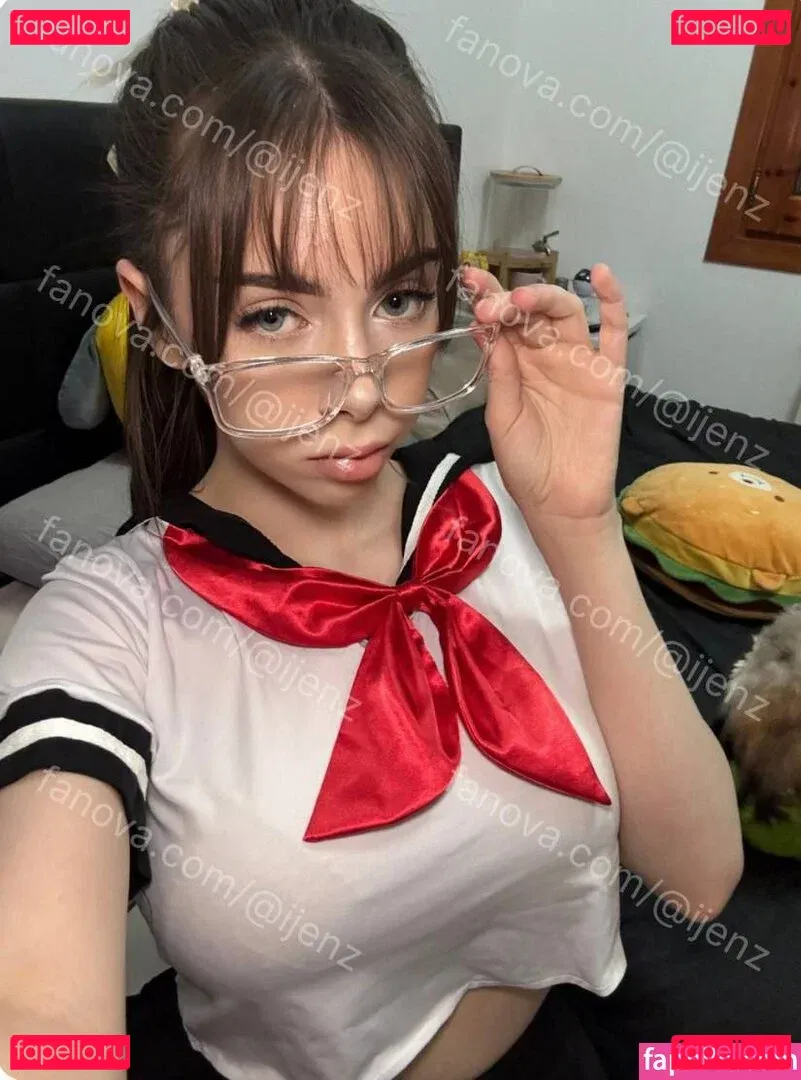 IJenz Onlyfans Photo Gallery 