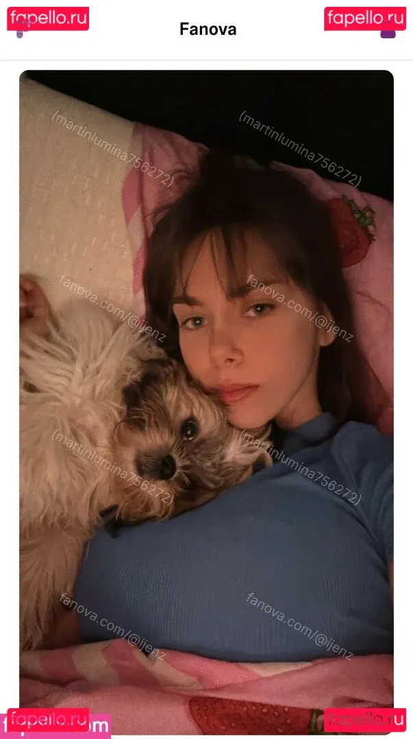 IJenz Onlyfans Photo Gallery 