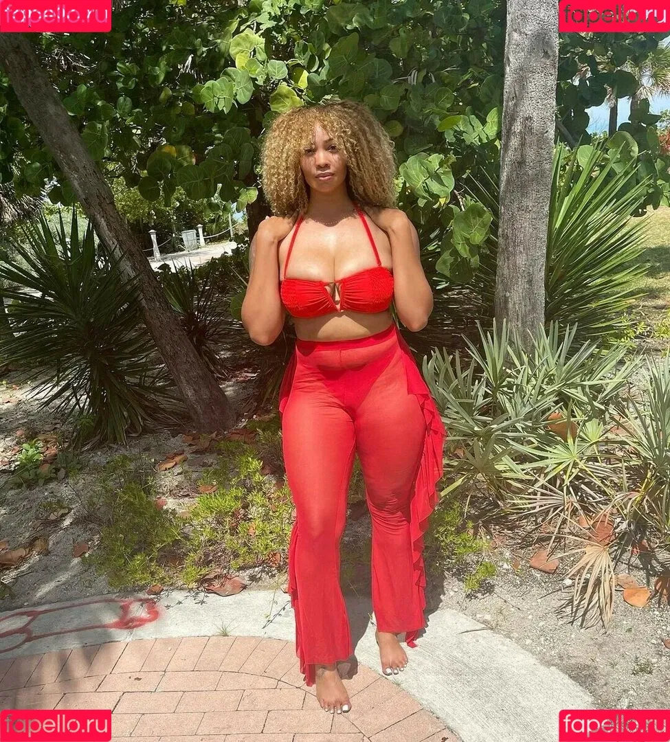 God Beth Onlyfans Photo Gallery 