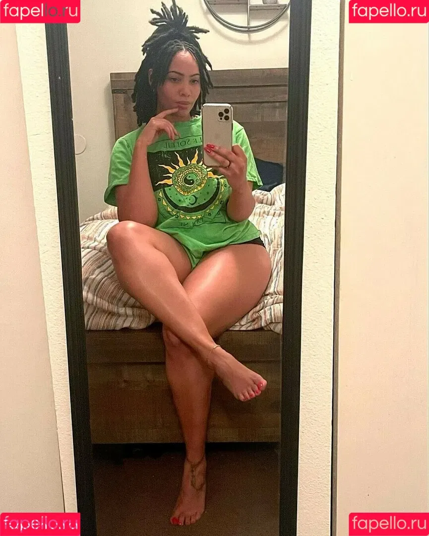 God Beth Onlyfans Photo Gallery 