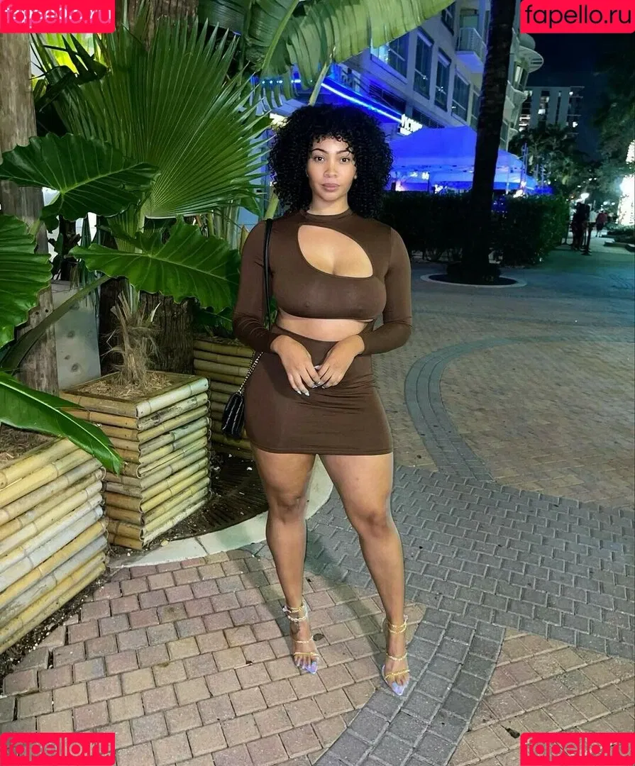 God Beth Onlyfans Photo Gallery 