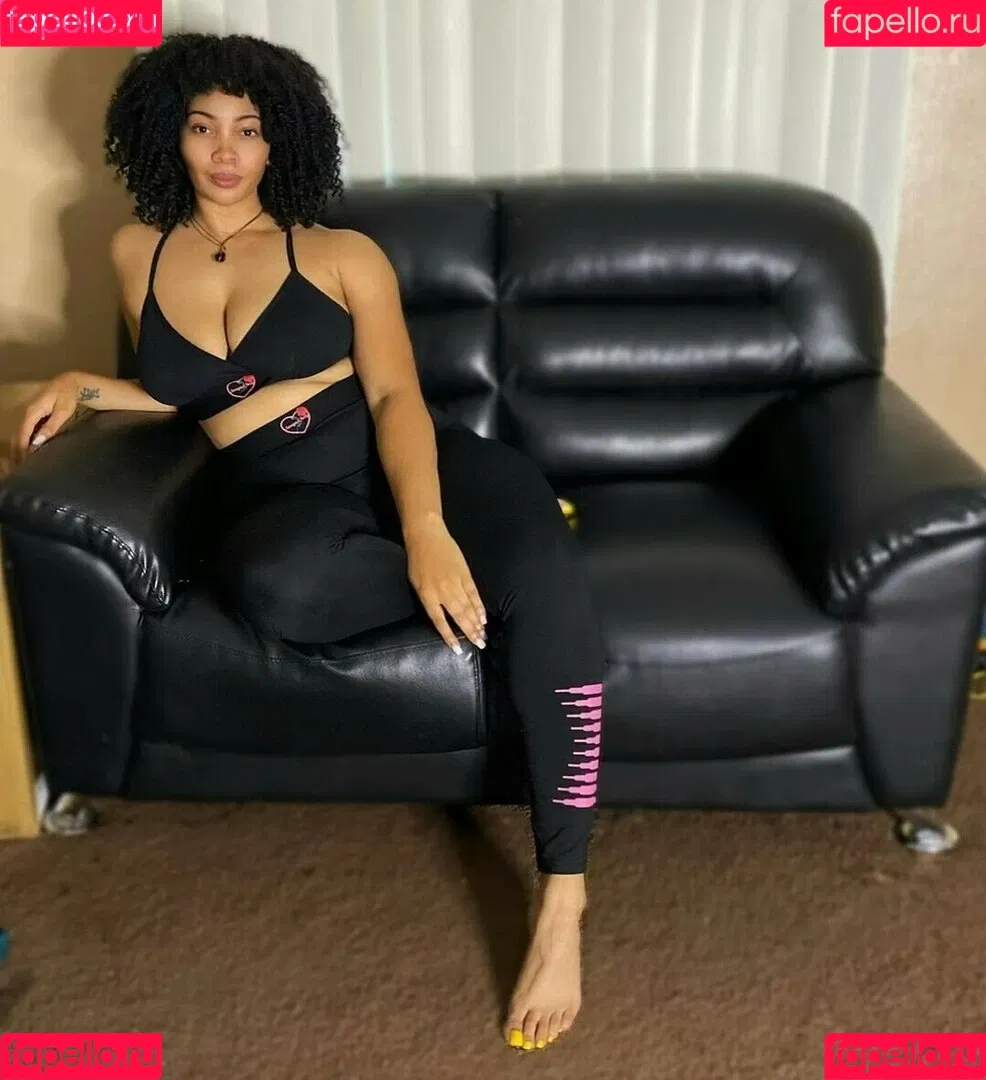God Beth Onlyfans Photo Gallery 