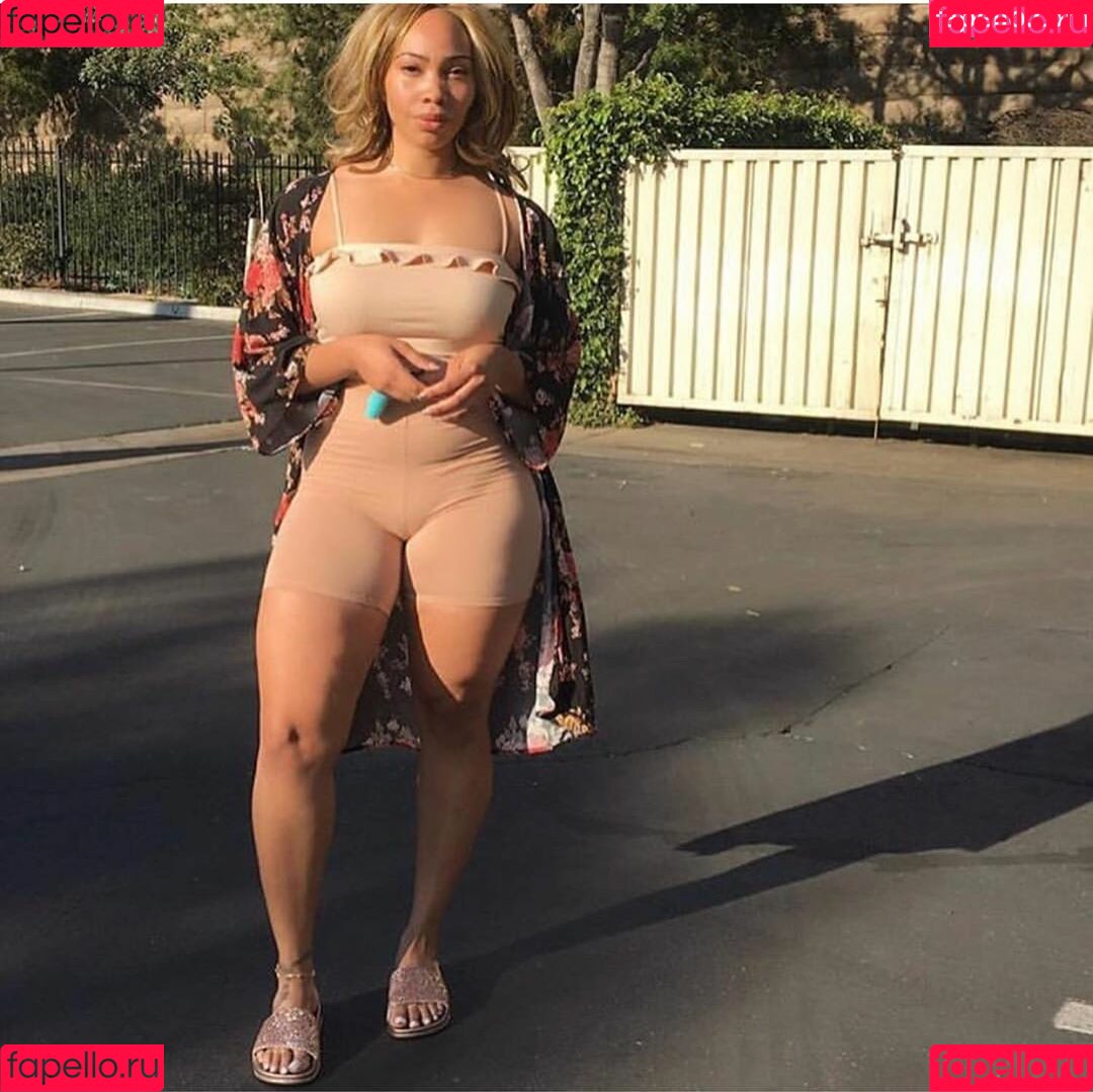 God Beth Onlyfans Photo Gallery 