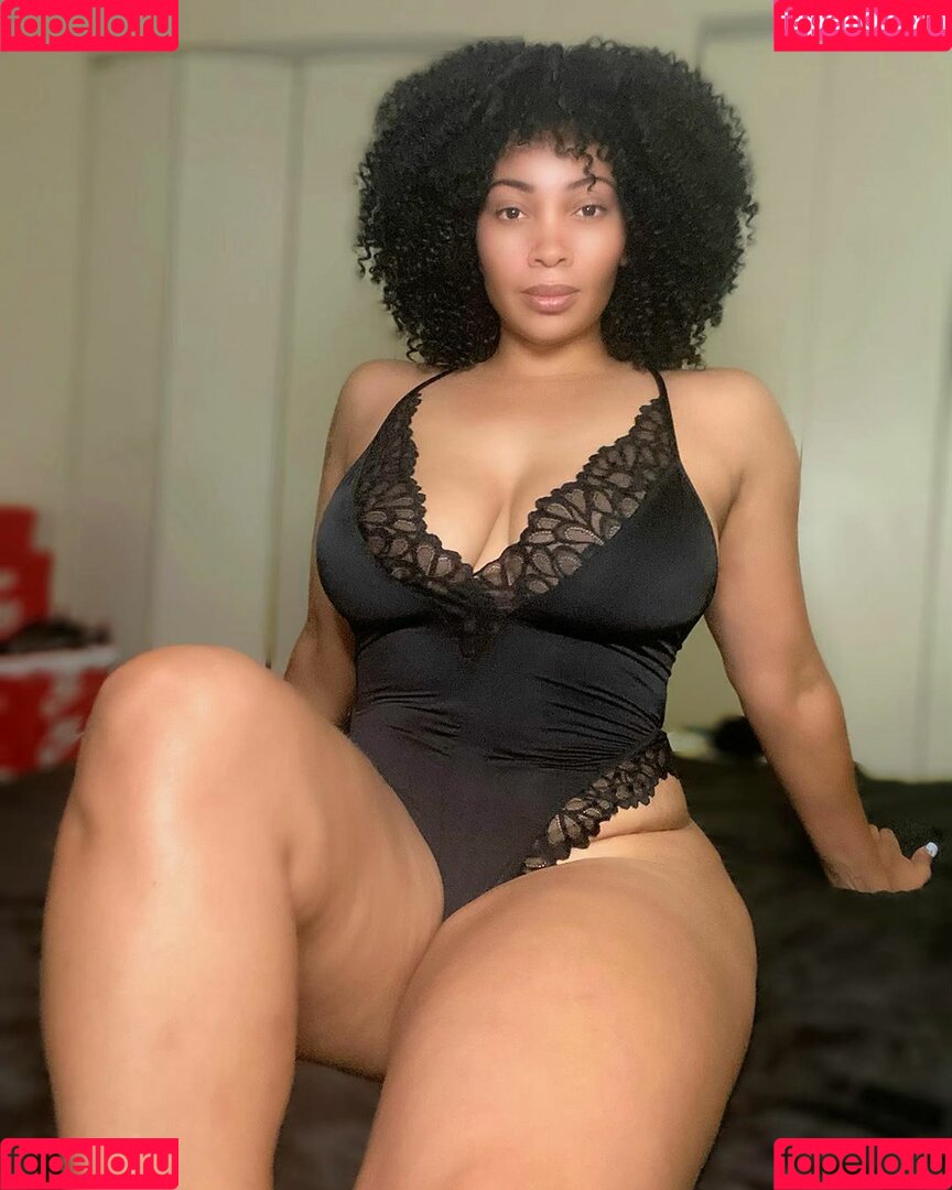 God Beth Onlyfans Photo Gallery 