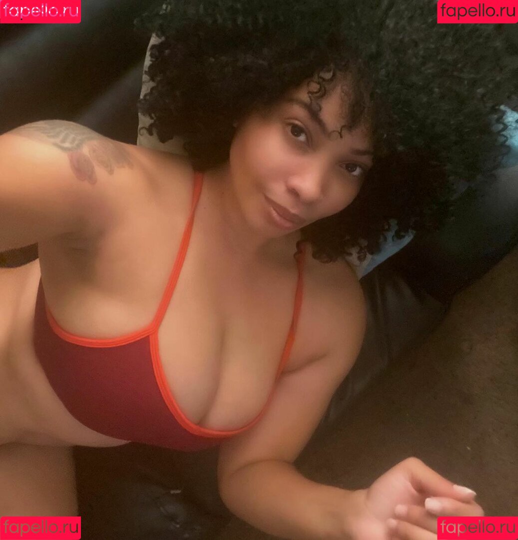 God Beth Onlyfans Photo Gallery 