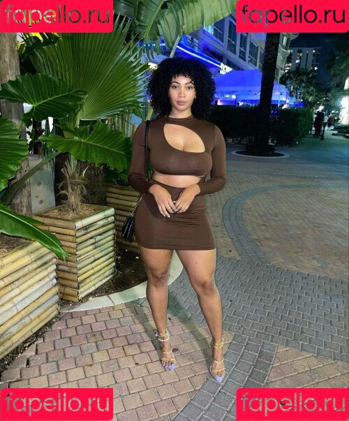 God Beth Onlyfans Photo Gallery 