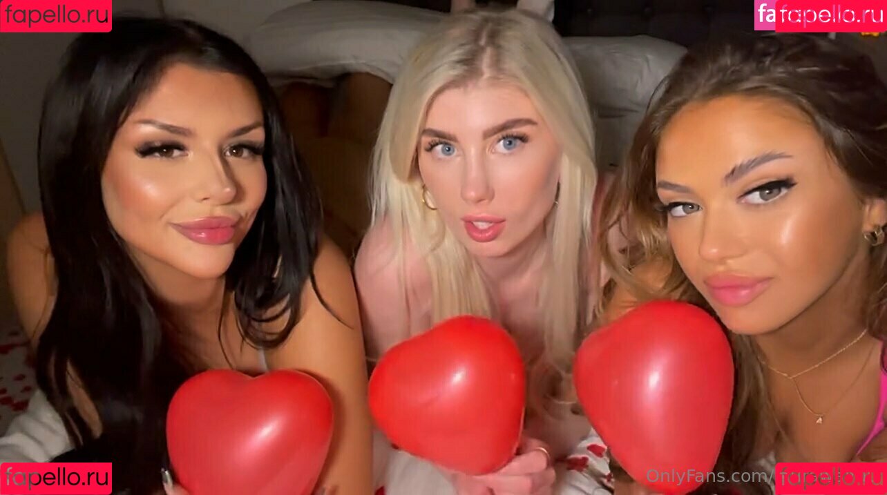 laurawaifuu Onlyfans Photo Gallery 