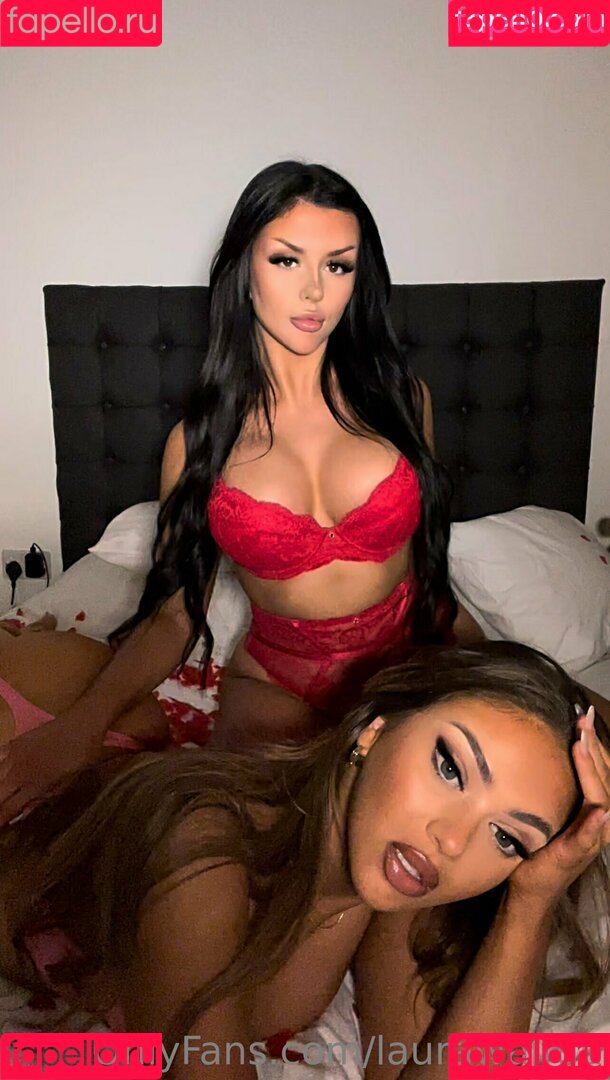 laurawaifuu Onlyfans Photo Gallery 